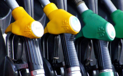 Significant Drop in UK Inflation Amid Declining Fuel Costs