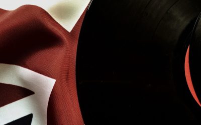 UK Vinyl Sales Surge to Highest Point Since 1990